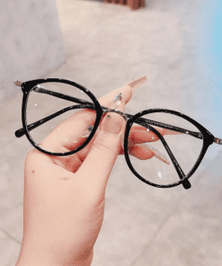 mắt kính cận đẹp cho nữ mặt tròn